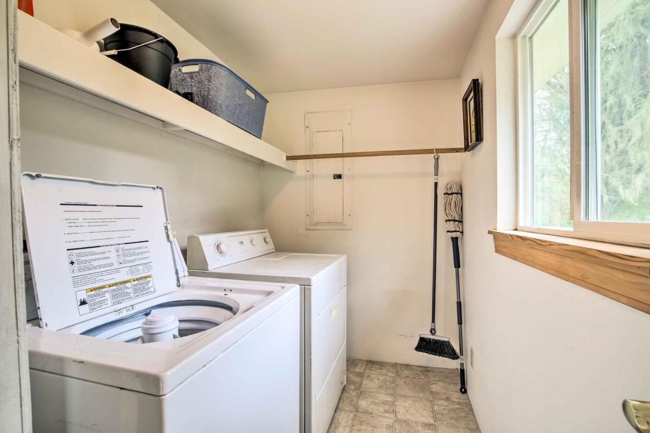 Quaint Coquille Getaway Near Beaches And Parks! Экстерьер фото